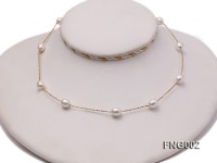 7x8mm Freshwater Pearl on a Gold-plated Metal Chain Station Necklace
