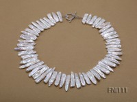 Classic 7×20-8x40mm White Stick-shaped Freshwater Pearl Necklace