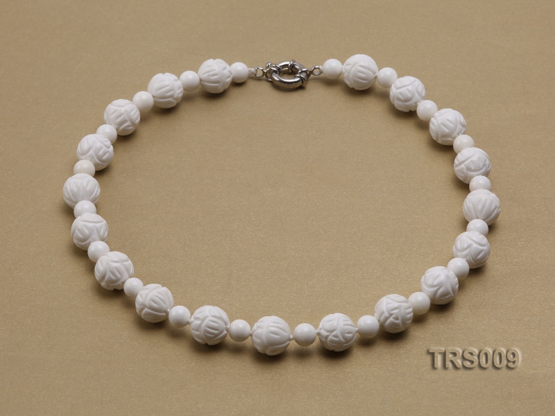 8mm &14mm Round White Tridacna Beads Necklace