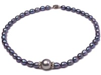 6-6.5mm black rice freshwater pearl necklace with black seashell beads