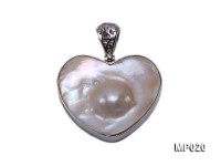 40mm heart-shaped mabe pendant edged with sterling silver
