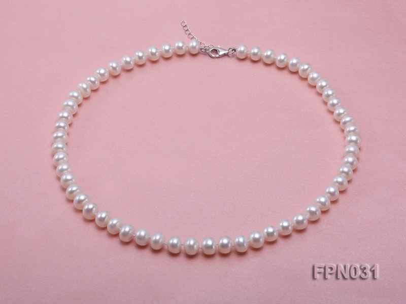 Classic 8.5-9.5mm White Flat Cultured Freshwater Pearl Necklace