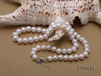 Classic 8.5-9.5mm White Flat Cultured Freshwater Pearl Necklace