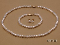6-6.5mm White Freshwater Pearl Necklace, Bracelet and Stud Earrings Set