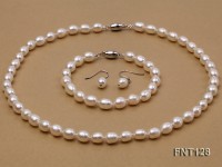7.5x9mm White Freshwater Pearl Necklace, Bracelet and Stud Earrings Set