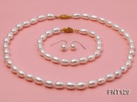7x8mm White Freshwater Pearl Necklace, Bracelet and Stud Earrings Set