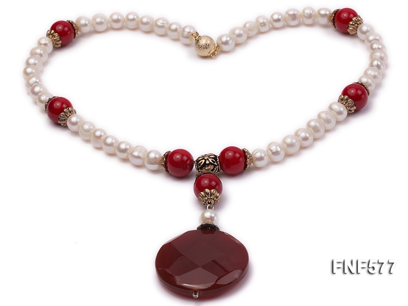 8-9mm White Freshwater Pearl, 12mm Red Coral Beads Necklace with a Red Disc-shaped Agate Pendant
