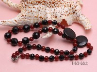 8.5mm round and 9-14mm black faceted agate necklace with disc shape dream agate