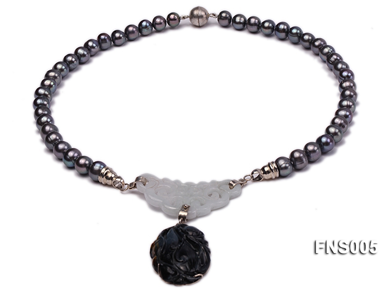 7-8mm black round freshwater pearl necklace with gemstone pendant
