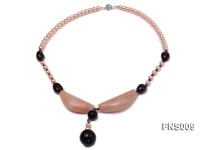 natural 7-8mm pink freshwter pearl with black carved agate single strand necklace