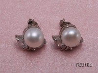 9.5mm White Flat Freshwater Pearl Earrings