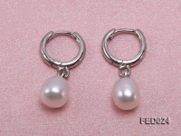 7x9mm White Oval Freshwater Pearl Earrings