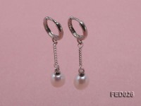 7x9mm White Drop-shaped Freshwater Pearl Earrings