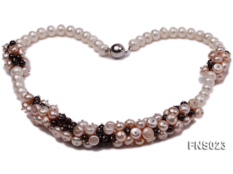 7-9.5mm natural white and pink freshwater pearl with natural garnet necklace