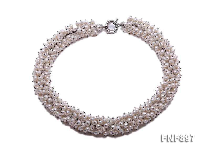 Fashionable White Freshwater Pearl and Rock Crystal Beads Necklace