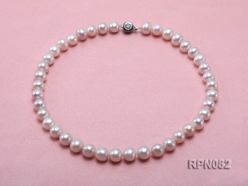 Classic Single-strand 11mm White Round Freshwater Pearl Necklace