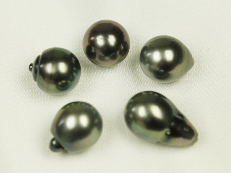 Tahitian Pearl–AA-grade 12-14mm Drop-shaped Natural Black Pearl
