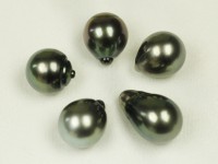 Tahitian Pearl–AA-grade 12-14mm Drop-shaped Natural Black Pearl