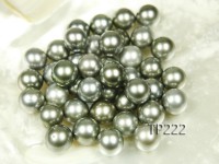 Tahitian Pearl–Super-size 15.5mm Round Natural Black Pearl