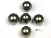AA Tahitian Pearl–High-quality 13mm Natural Round Black Pearl