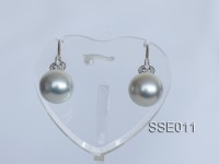 Gorgeous AAA 14.2mm White South Sea Pearl Earring in 14kt White Gold & Diamond