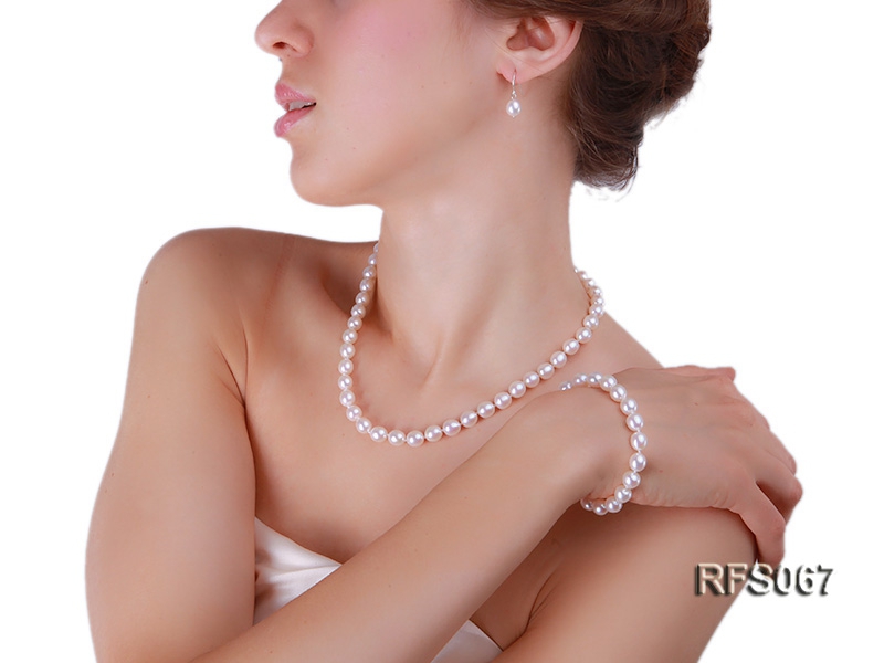 7.5-8mm White Rice-shaped Freshwater Pearl Necklace, Bracelet and earrings Set
