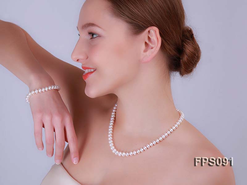 7-8mm AA White Flat Freshwater Pearl Necklace and Bracelet Set