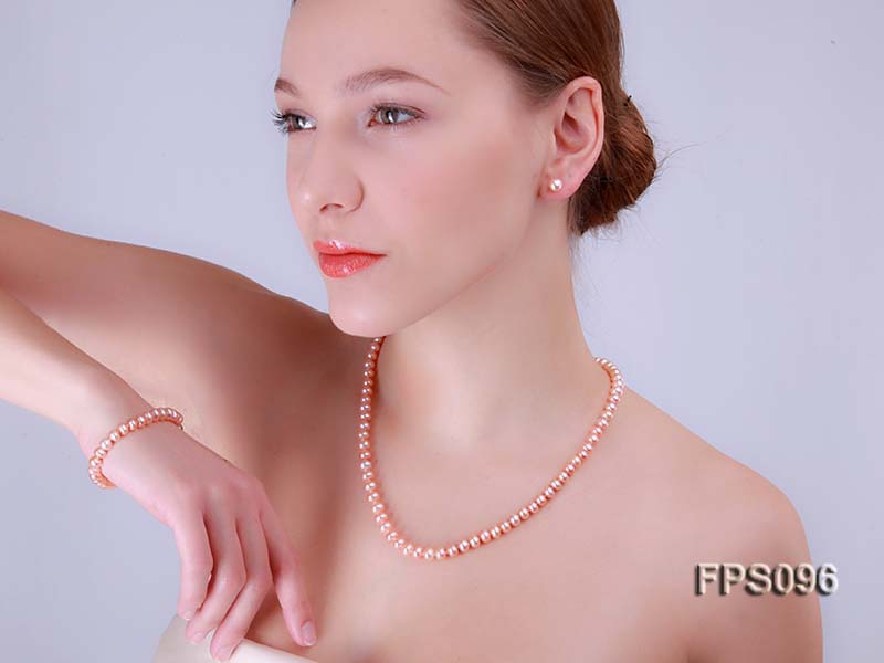 7-8mm AA Pink Flat Freshwater Pearl Necklace, Bracelet and Stud Earrings Set