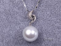 14.8mm White South Sea Pearl Pendant with 925 Sterling Silver and Zircon