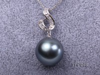 Extraordinary 16mm Black Tahitian Pearl Pendant