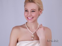 Classic 10mm White Cultured Freshwater Pearl Necklace with a Big-size Pearl Pendant