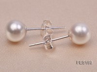6mm White Round Freshwater Pearl Earring