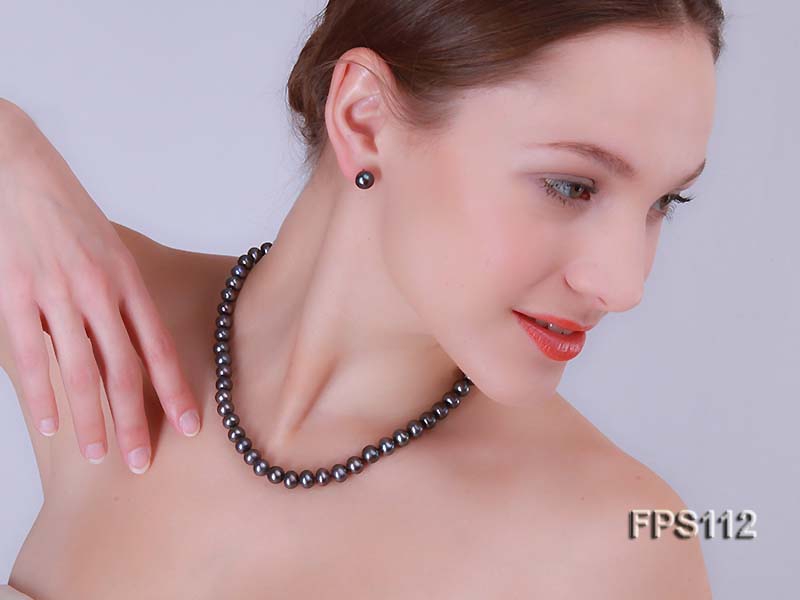 8-9mm Flatly Round Black Freshwater Pearl Necklace and Earring Set