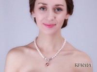 9-10mm Classic White Round Single-strand Pearl Necklace with Lustrous Pearl Pendant