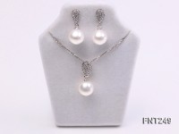 9x10mm White Freshwater Pearl Pendant and Earrings Set