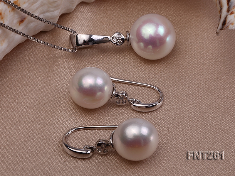 12.5-13.5 White Freshwater Pearl Pendant and Earrings Set