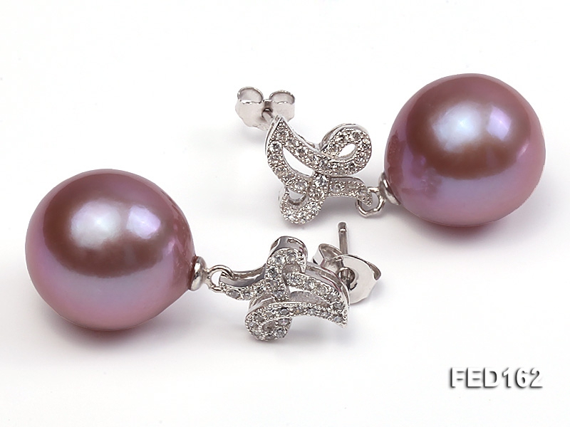 13.5mm Lavender Round Edison Pearl Earring