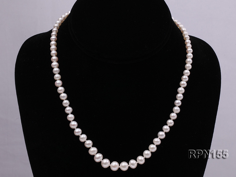 4.5-8mm Graduated Classic White Round Freshwater Pearl Necklace