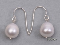 9-10mm White Rice-shaped Freshwater Pearl Earring