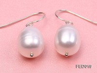 11-12mm White Rice-shaped Freshwater Pearl Earring