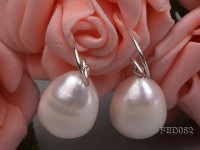 10-11mm White Drop-shaped Freshwater Pearl Earring