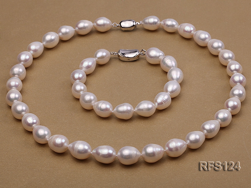 10-11mm White Rice-shaped Freshwater Pearl Necklace, Bracelet and earrings Set