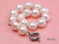 12-13mm white round freshwater pearl bracelet