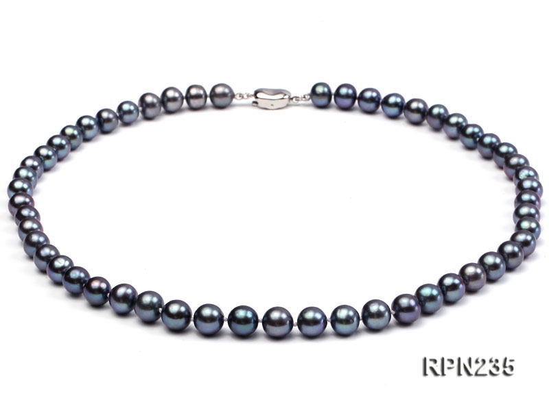 AAA-grade 8-9mm Black Round Freshwater Pearl Necklace