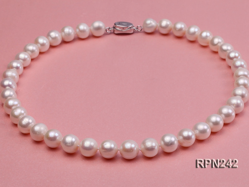 10-11mm AA Classic White Round Freshwater Pearl Necklace