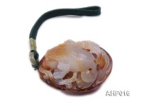 86x62x42mm Exquisitely Carved Natural Agate Hand Piece in Dragon Shape