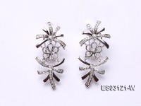 18k White Gold Earring Bail Dotted with Diamonds