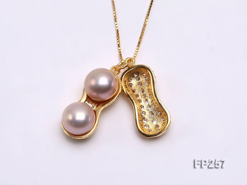 Peanut-shaped Lavender Freshwater Pearl Pendant with a Sterling Silver Chain