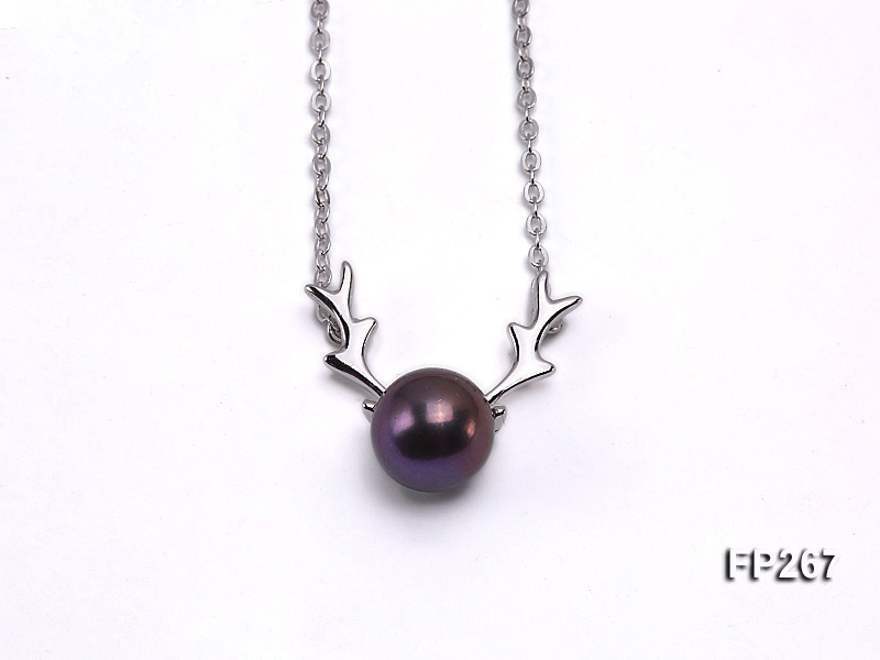 8.5mm Dark Purple Round Freshwater Pearl Pendant with a Sterling Silver Chain