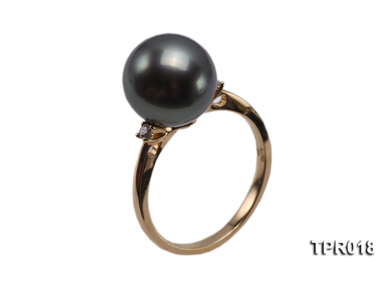 18k Gold Ring Set with a 11mm Black Tahitian Pearl